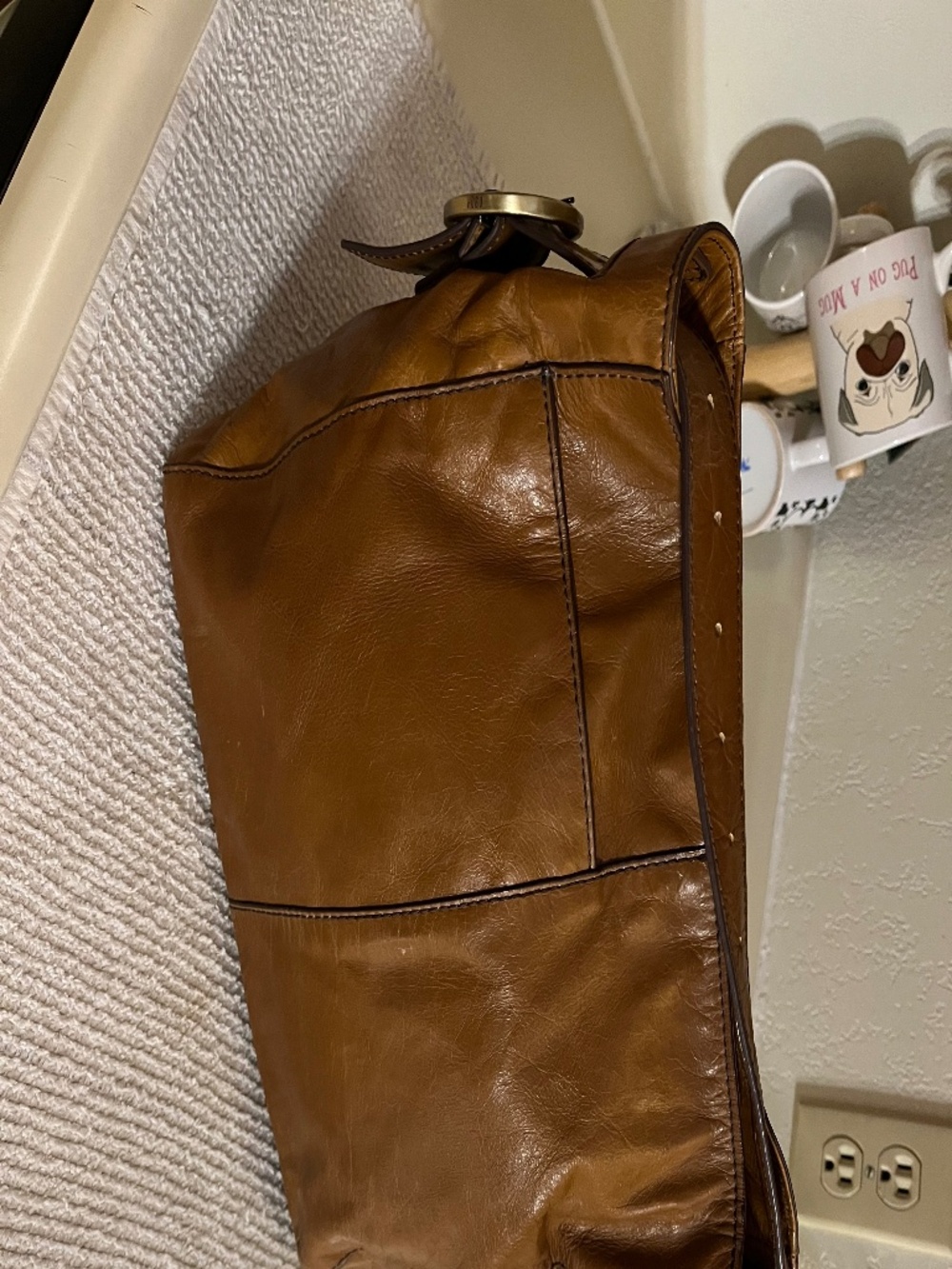 HOBO shoulder strap cognac brown leather purse